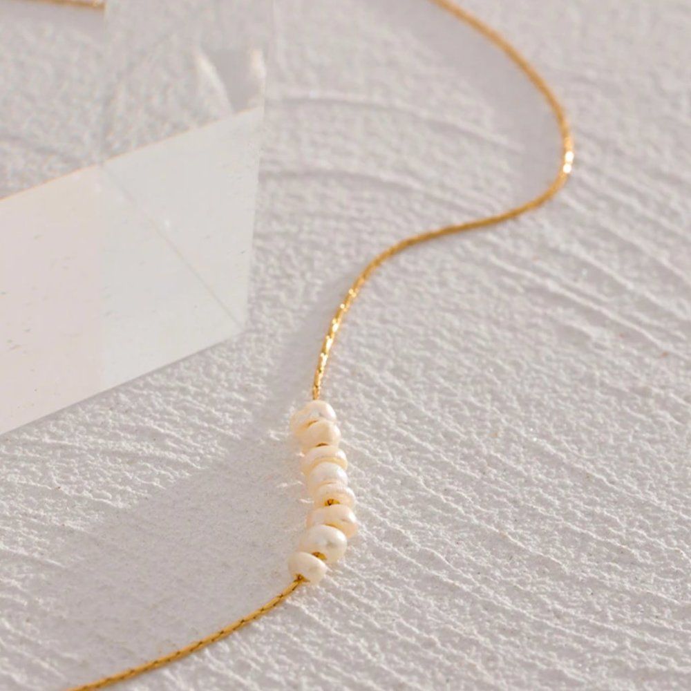 Delicate Seed Pearl Beaded Gold Necklace - Picture 4 of 13